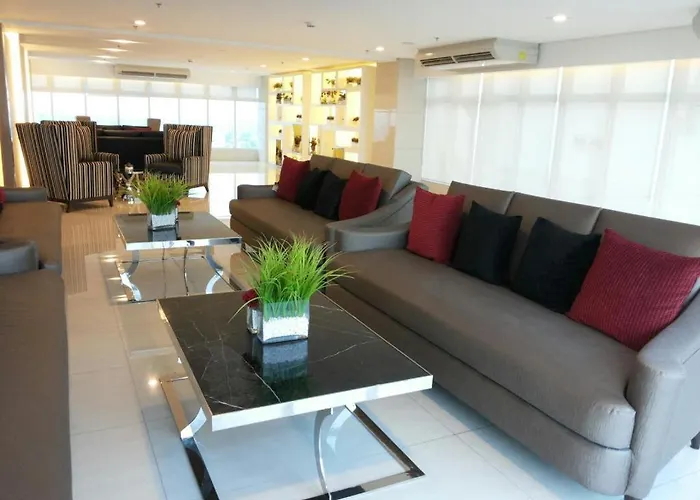 Queenies Place * Manila